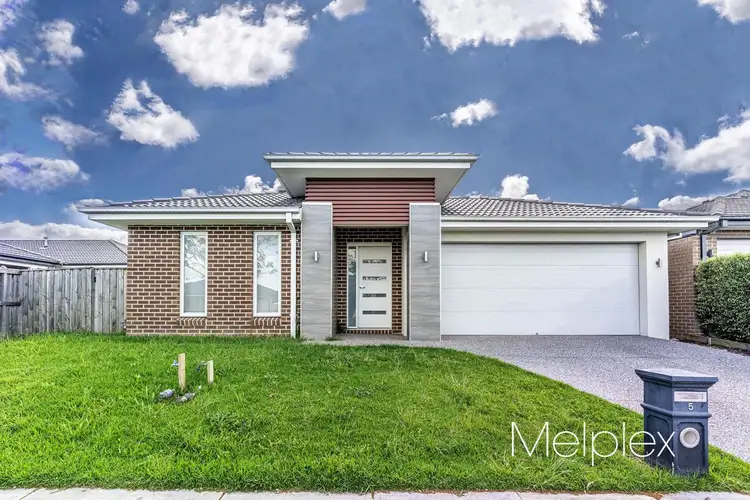 5 Abundance Circuit, Clyde VIC 3978