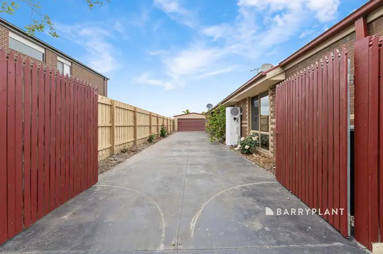 Second view of Homely house listing, 4 Drysdale Street, Pakenham VIC 3810