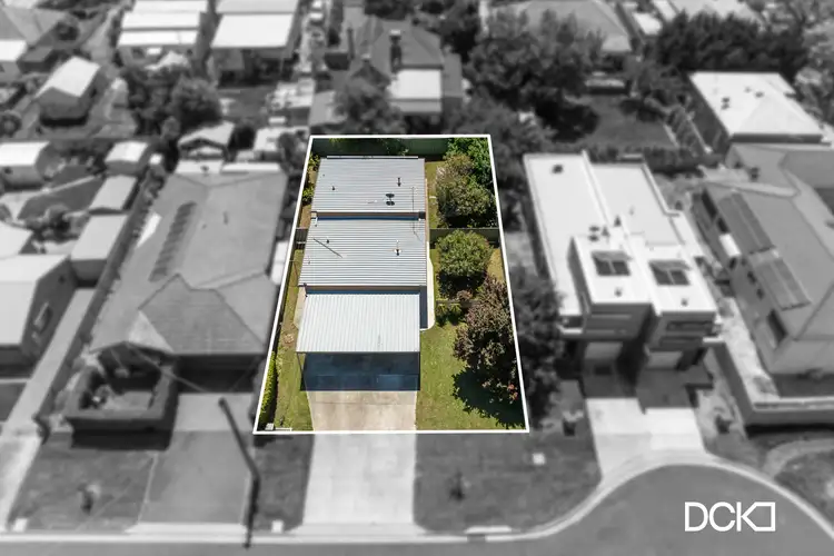 Main view of Homely block of units listing, 1 & 2/11 Dane Street, East Bendigo VIC 3550