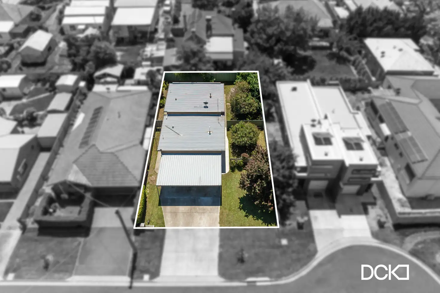 Main view of Homely block of units listing, 1 & 2/11 Dane Street, East Bendigo VIC 3550