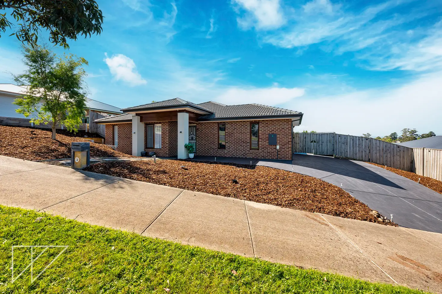 Main view of Homely house listing, 27 Jackson Drive, Drouin VIC 3818