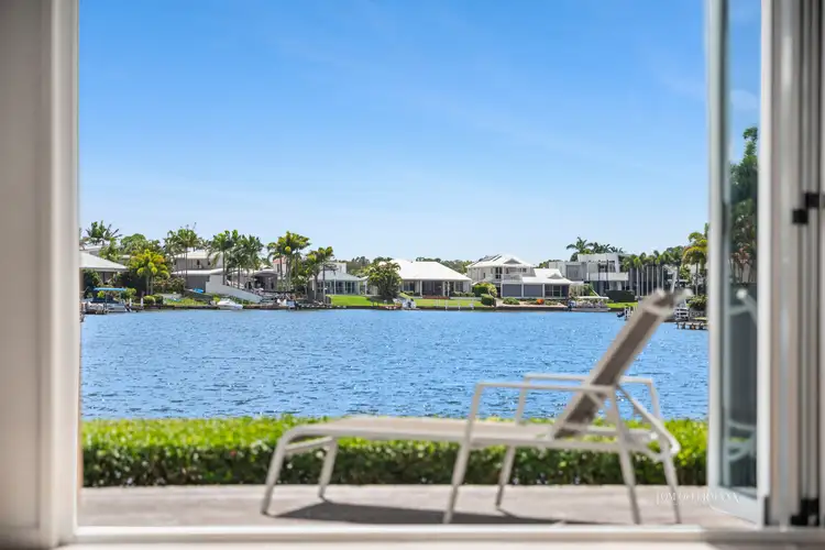 61 Shorehaven Drive