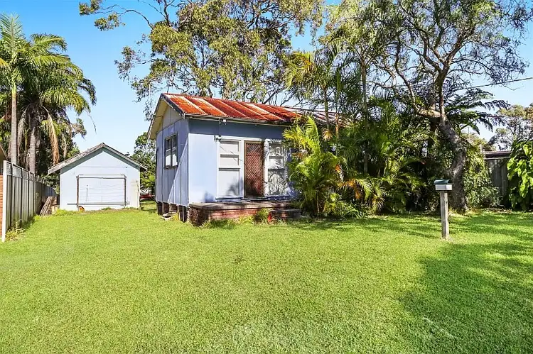 1 Reynolds Road, Noraville NSW 2263