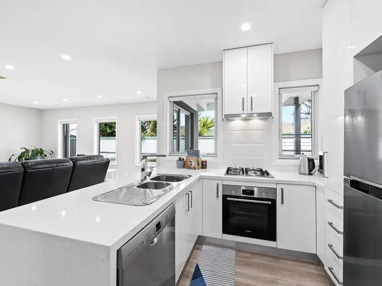 Fifth view of Homely unit listing, 3/9 Cranbourne Avenue, Sunshine North VIC 3020