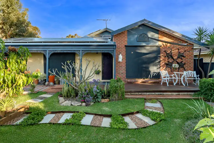 28 Honeyeater Retreat, Brookdale WA 6112