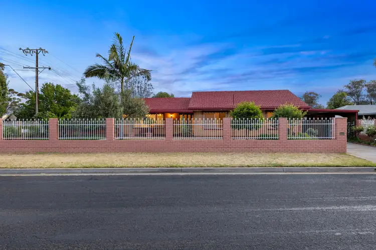 2 Maple Avenue, Parafield Gardens SA 5107