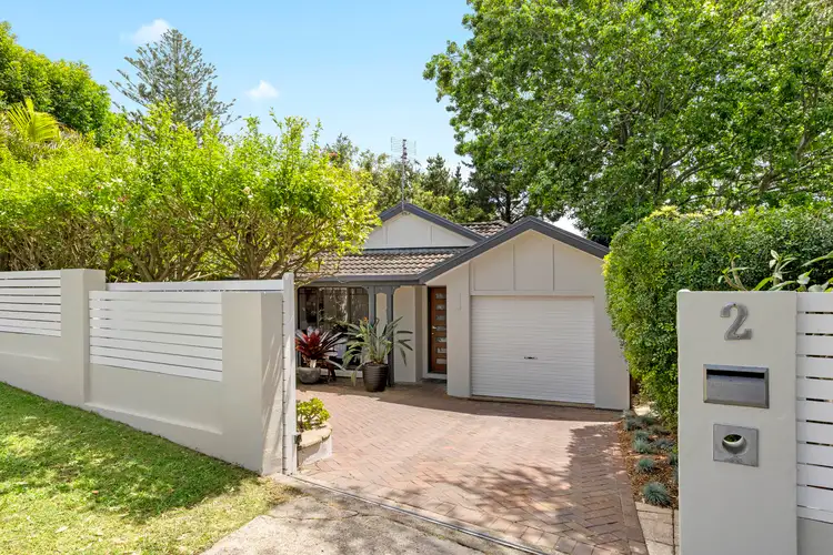 2 Peronne Parade, Allambie Heights NSW 2100