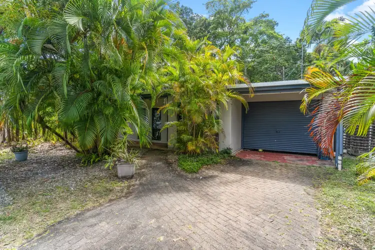 31 Clifton Road, Clifton Beach QLD 4879