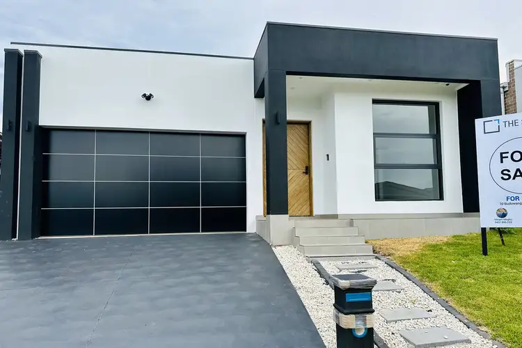 10 Buduwangung Street, Austral NSW 2179