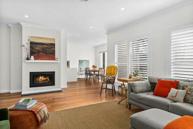 2/112 Merrigang Street