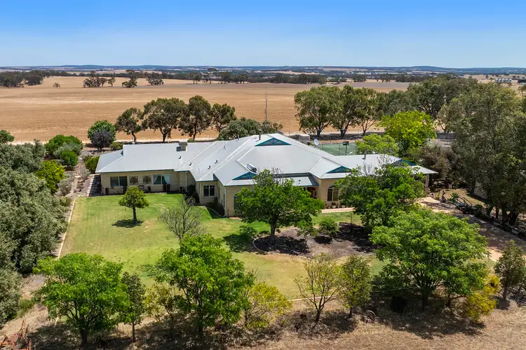 66 Fowler Road, Bolgart WA 6568