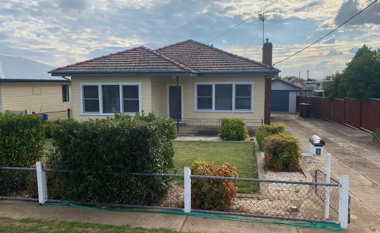 8 Wellington Street, Cowra NSW 2794
