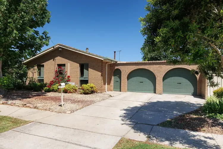 13 Mayfair Drive, Wodonga VIC 3690