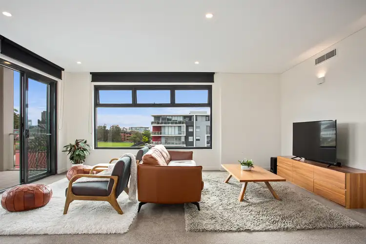 601/83 Campbell Street, Wollongong NSW 2500