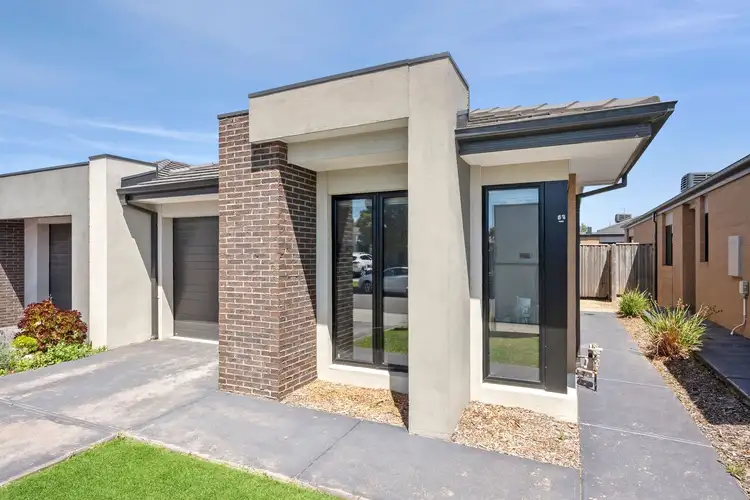52 Wurrook Circuit, North Geelong VIC 3215