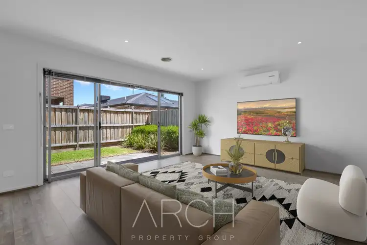 Fifth view of Homely house listing, 4 Denistoun Crescent, Cranbourne VIC 3977