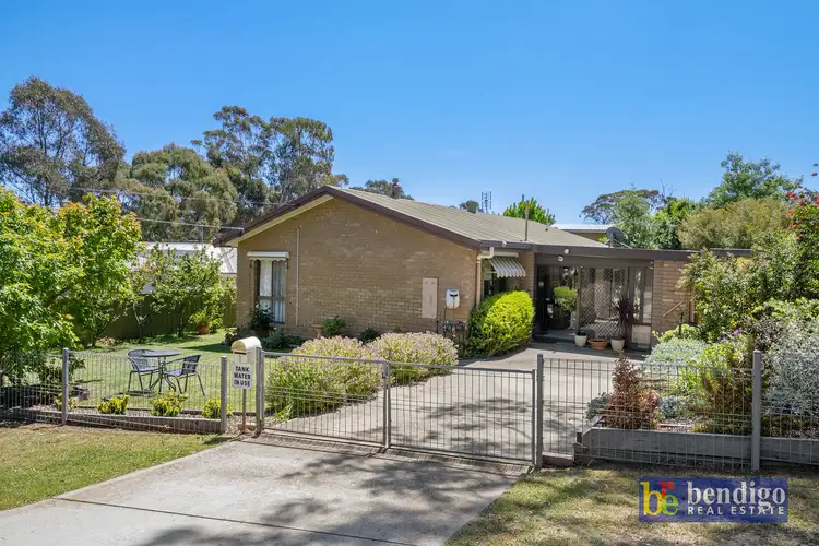 1 Francliff Avenue, Spring Gully VIC 3550