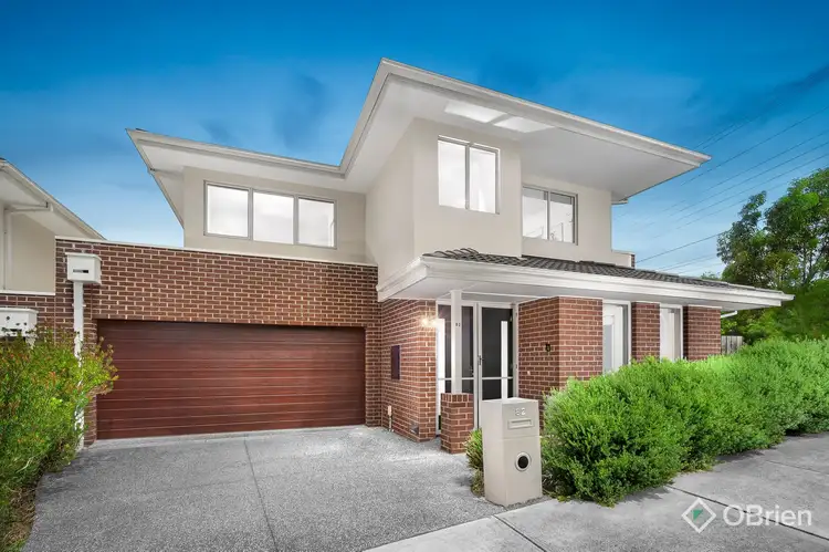 82 Rosella Street