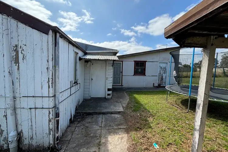 10 Smythe Street