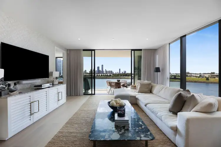 4302/24 The Lanes Boulevard, Mermaid Waters QLD 4218