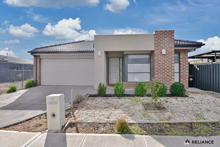 72 Willandra Boulevard