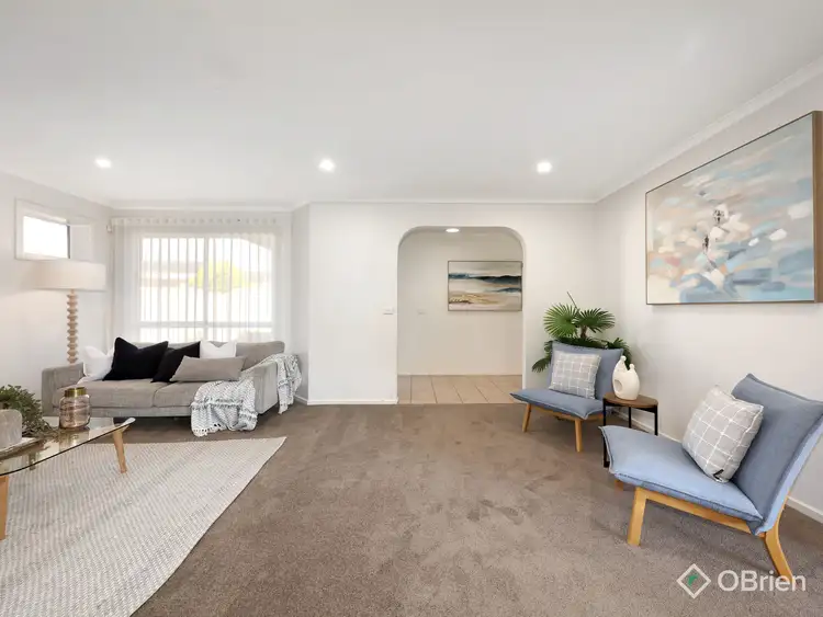 Fifth view of Homely townhouse listing, 2/18 Hinkler Avenue, Bentleigh East VIC 3165