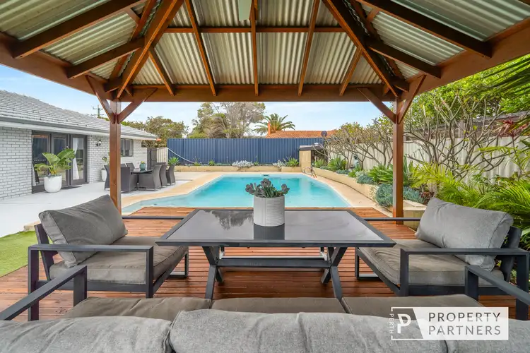 8 Grey Road, Padbury WA 6025