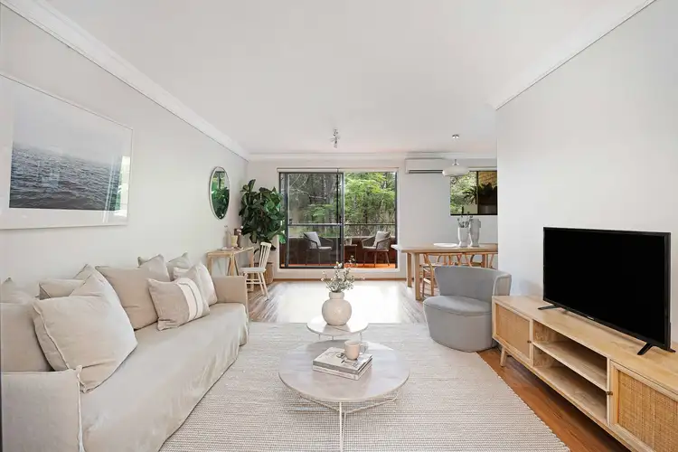 3/13 Stokes Street