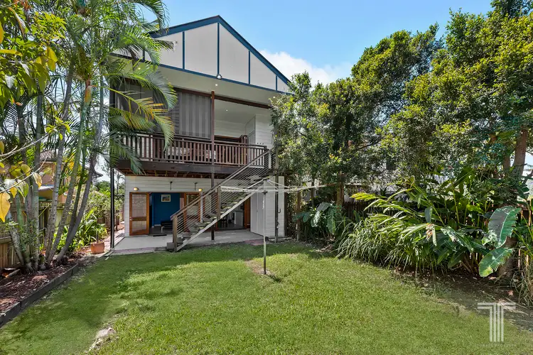 24 Gladstone Street, Coorparoo QLD 4151