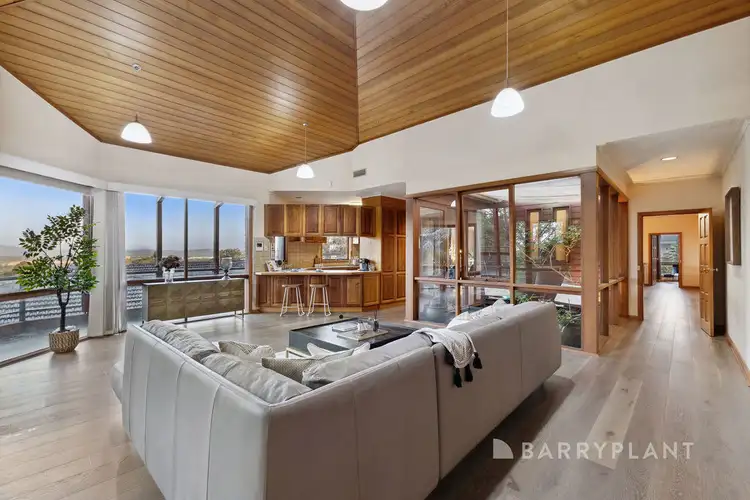 Main view of Homely house listing, 7 Gwingana Crescent, Glen Waverley VIC 3150