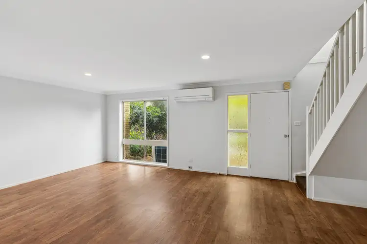 Fourth view of Homely villa listing, 9/16 Alex Close, Ourimbah NSW 2258