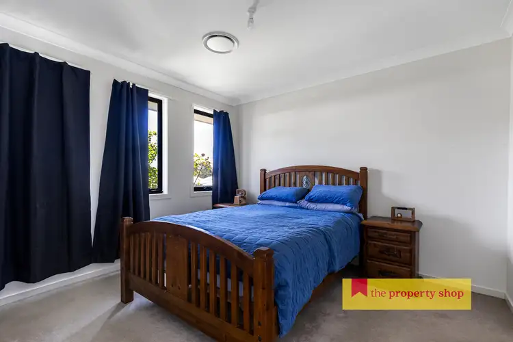 Sixth view of Homely semi-detached listing, 33 Dunphy Crescent, Mudgee NSW 2850