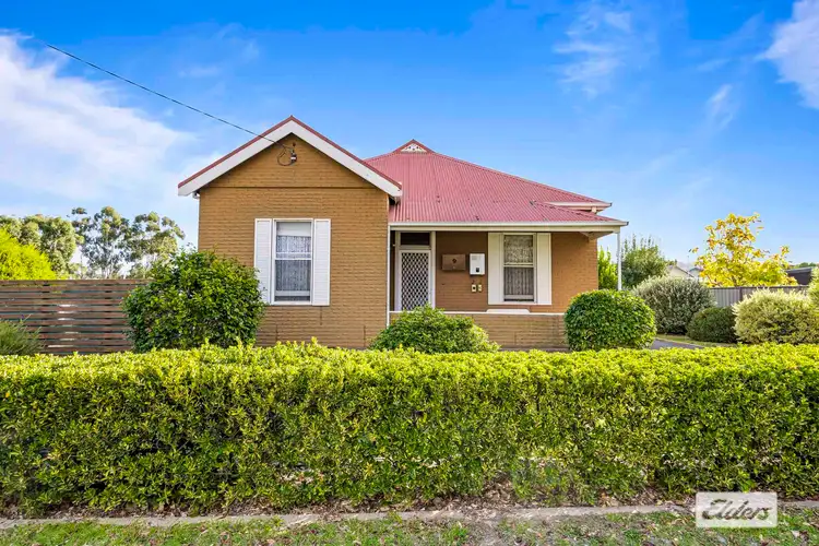 9 View Point Street, Ararat VIC 3377