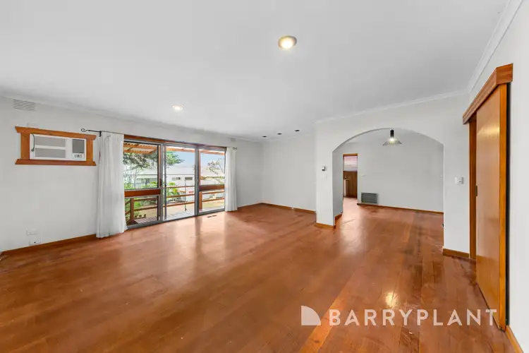 Fourth view of Homely house listing, 2 Ibsley Court, St Albans VIC 3021