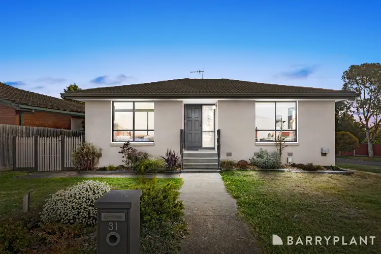 31 Centenary Drive, Mill Park VIC 3082