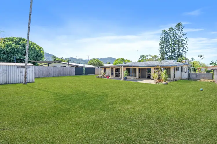 15 Jean Close, Woree QLD 4868
