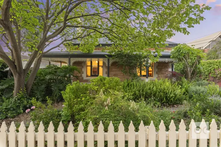 8 Carlton Street, Highgate SA 5063
