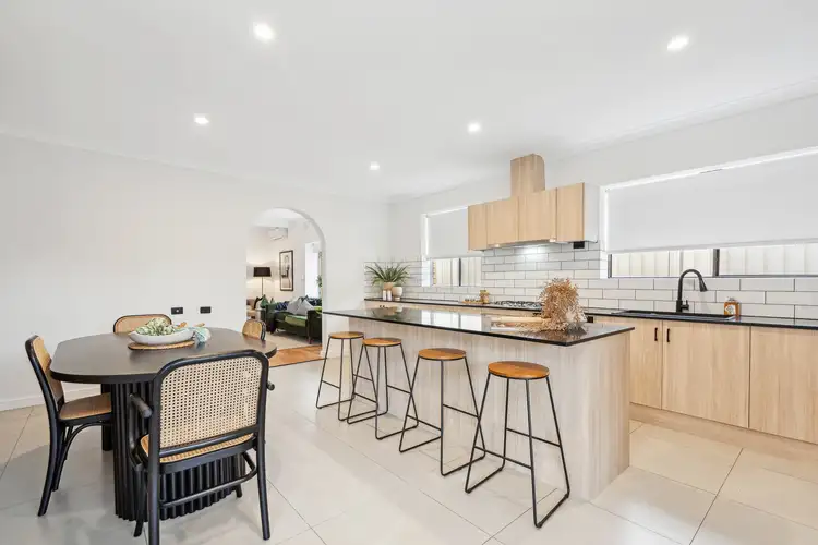 5 Lily Avenue, Seaton SA 5023