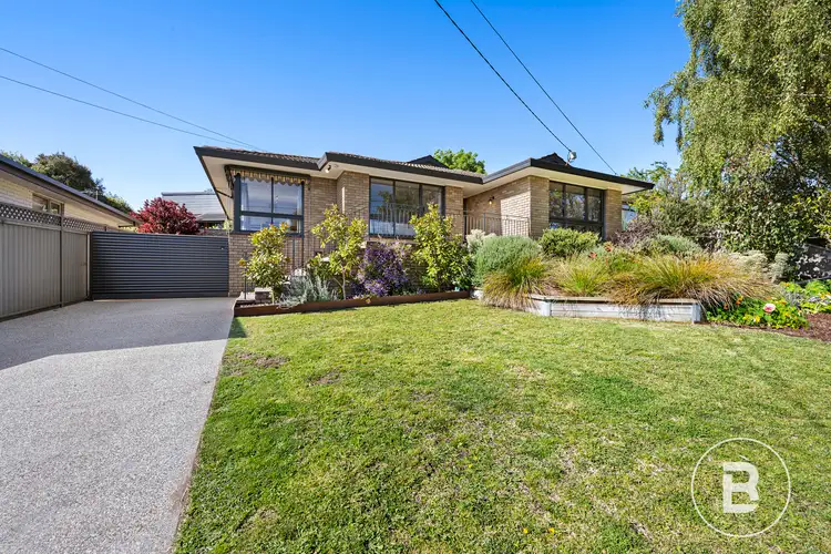 14 Robert Drive, Ballarat North VIC 3350