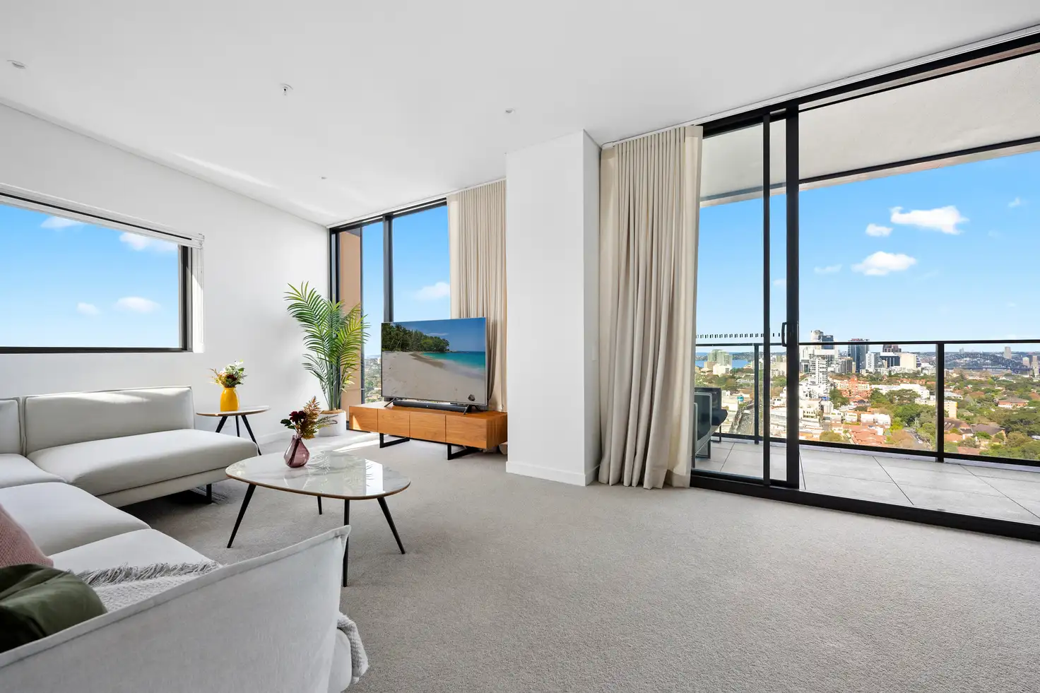 Main view of Homely unit listing, 2406/472 Pacific Highway, St Leonards NSW 2065