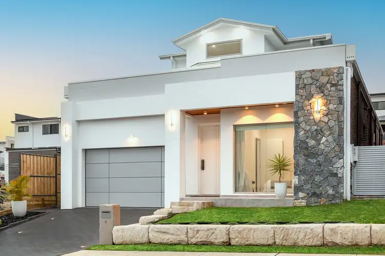 4 Mangrove Way (rouse Hill Height)