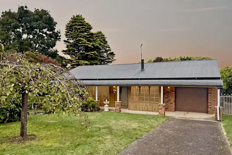 174 Blaxland Road, Wentworth Falls NSW 2782