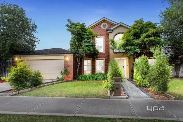 54 Parkin Avenue, Caroline Springs VIC 3023