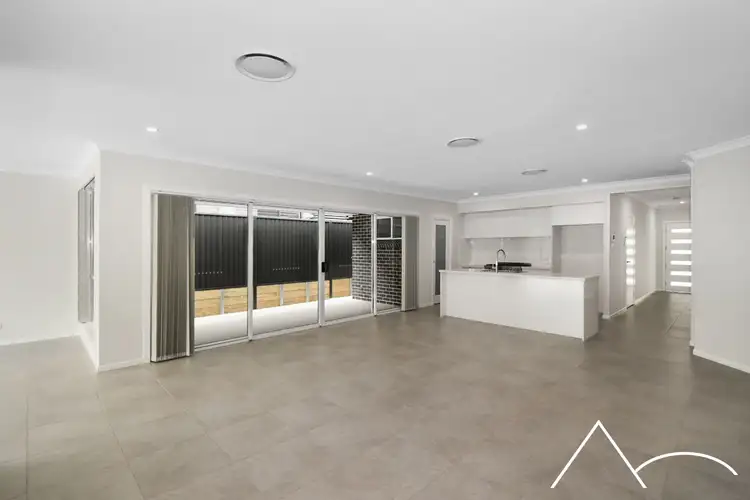 Fourth view of Homely house listing, 33 Fieldhouse Circuit, Campbelltown NSW 2560