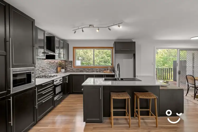 7 Stanley Avenue, Farmborough Heights NSW 2526