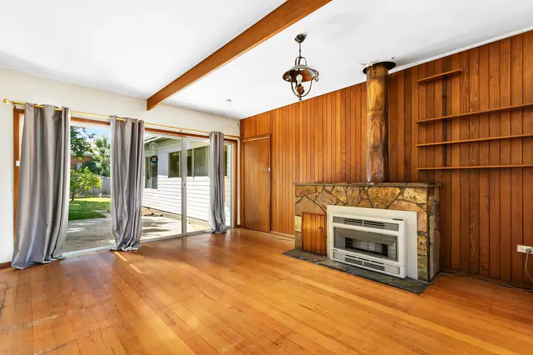 Second view of Homely house listing, 6 Grant Court, Traralgon VIC 3844