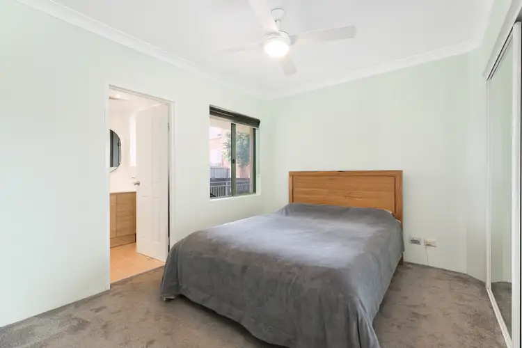 Fifth view of Homely apartment listing, 2/9 Caronia Avenue, Cronulla NSW 2230