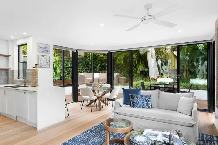 2/8 Wairoa Avenue, North Bondi NSW 2026