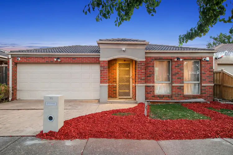 35 Solander Grove, Tarneit VIC 3029