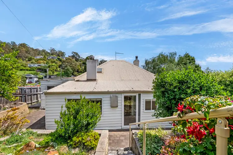 23 Ogilvie Street, Mount Stuart TAS 7000